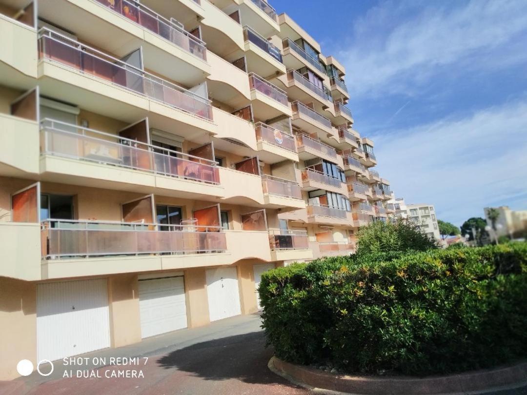 Appartement T2 Vue Mer Et Port,2 Balcons, Parking Prive Canet-en-Roussillon Exterior foto